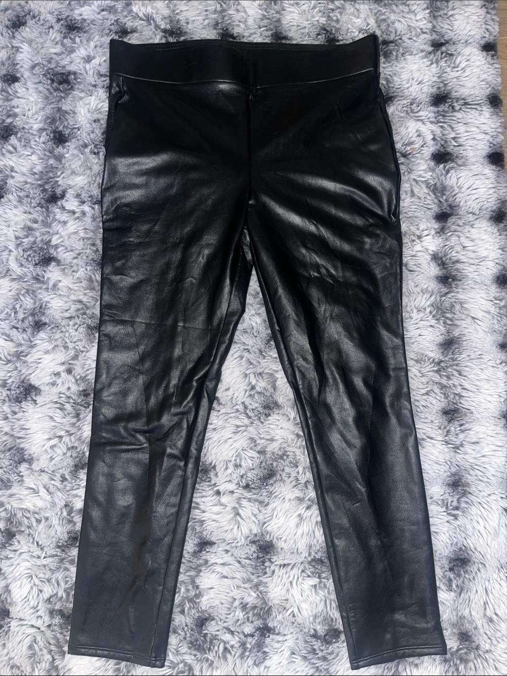 LOFT Black Faux Leather Jeggings - Sleek Stretch Fit